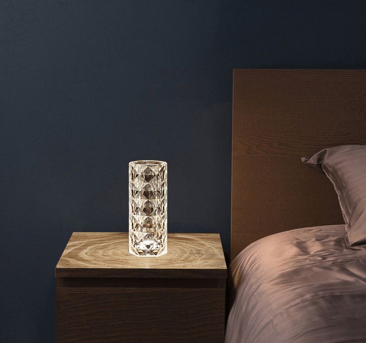 Noctis Crystal - Elegant Crystal Lamp